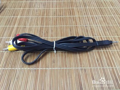 使用九州高清智能机顶盒IPTV-8098的体验 音视频线带来的视听升级